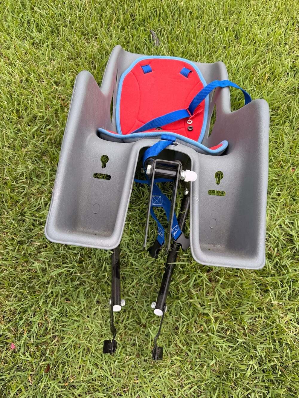 Bell Bicycle Child Carrier Seat Gray Red Blue